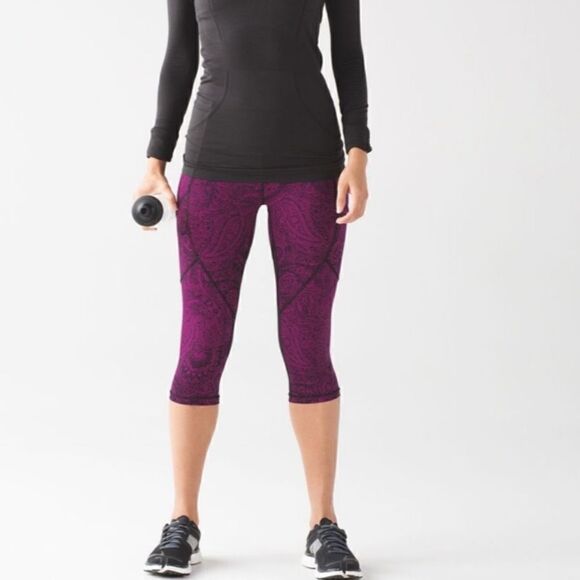 Lululemon Outrun Crop Legging Purple Mesh Antique Paisley Deep Fuchsia Black - Picture 1 of 13